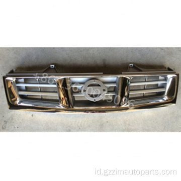 Nissan D23 Grille Tengah Depan Chromed